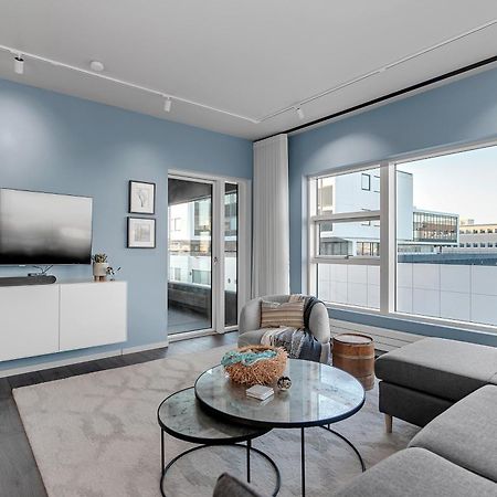 Sunny Central Reykjavik Apartment - Harbour View Bagian luar foto